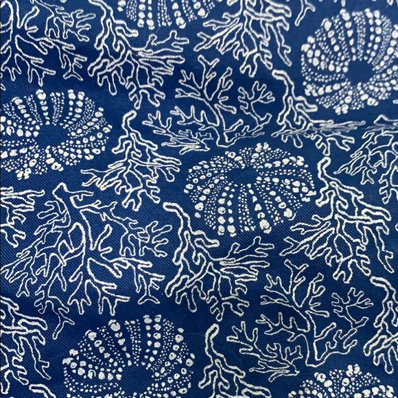 Ladies short - Picture 4 of 4